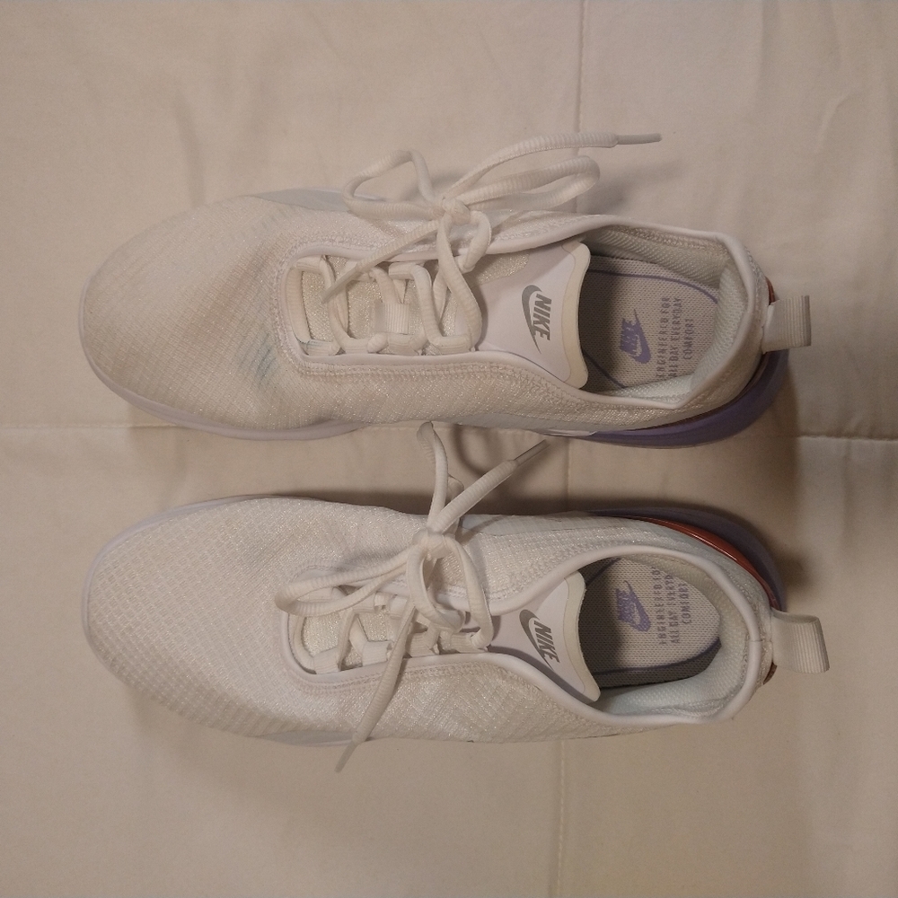 Nike Air women's shoes - Picture 3 of 7